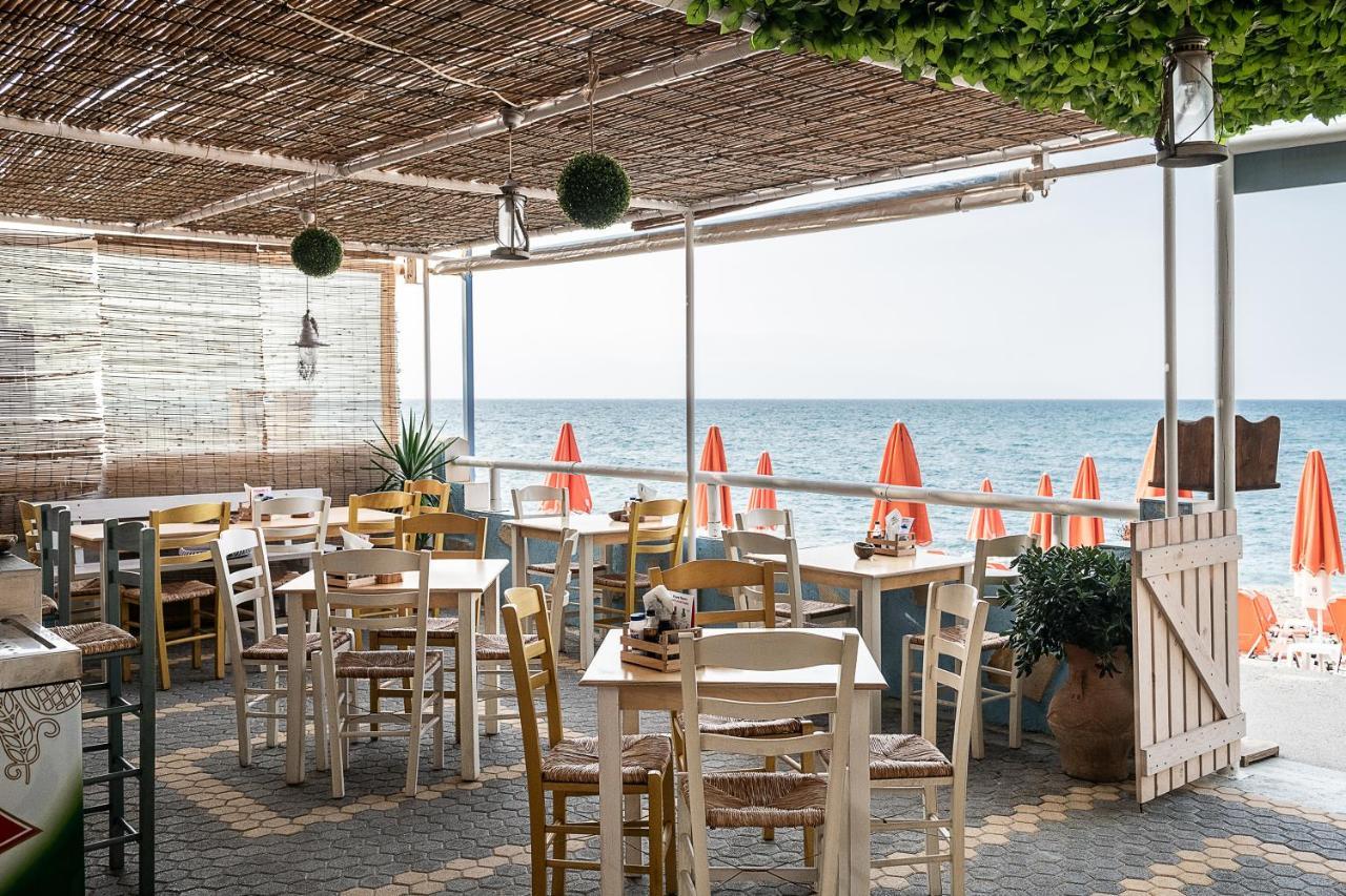 Angela Beach Aparthotel Platanés Exterior foto